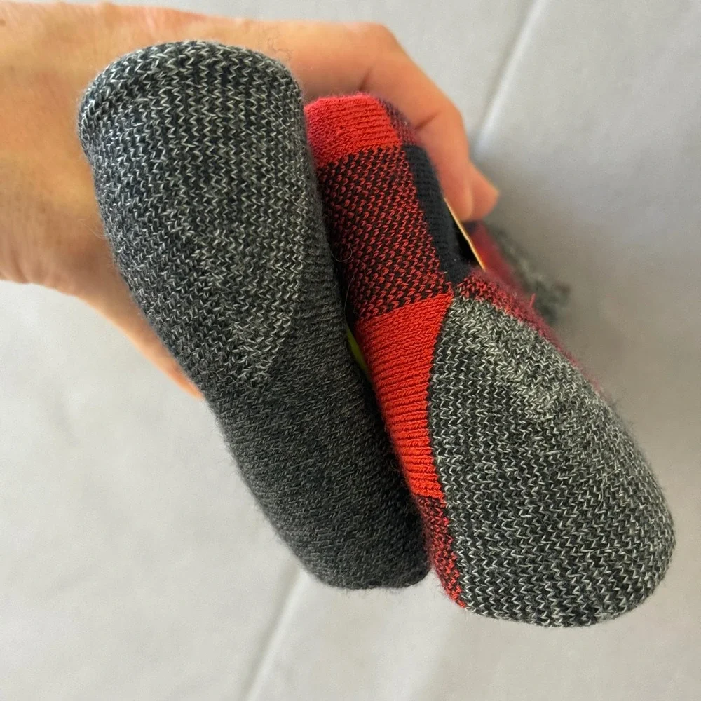 Eddie Bauer Womens Thermal Crew Socks 2 Pair Pack Red Buffalo Plaid Gray‎ 5-10